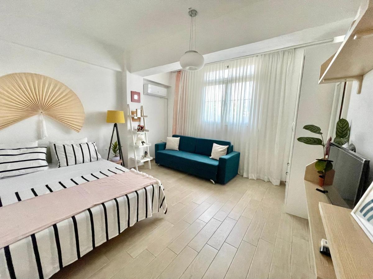 Lola'S Apartment Durres Exterior photo